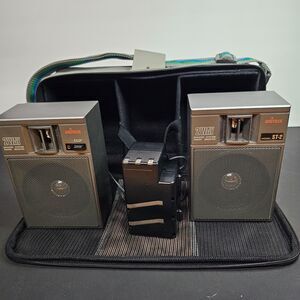 Vintage Unitech ST-2 Portable 2-Way Speaker System Carrying Case Tested Working